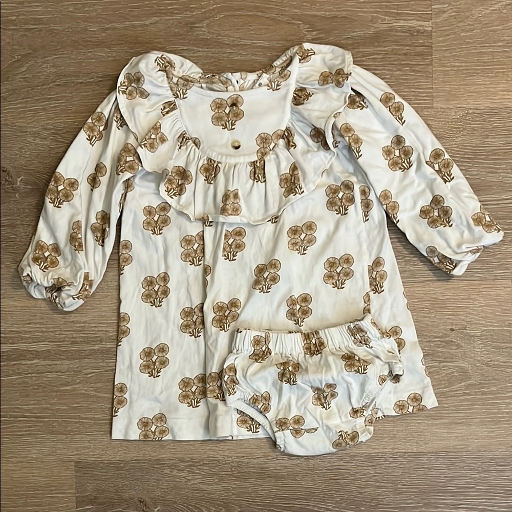 Kate Quinn two piece set